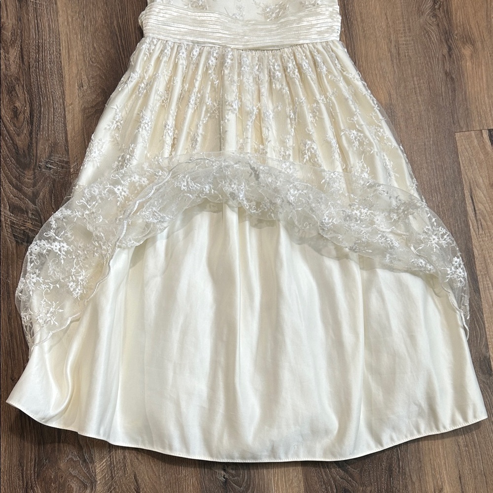 Cinderella Cream Girls Dress Formal layered tie back with zip up back - Picture 7 of 13